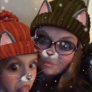 Meet your Posher, Leah